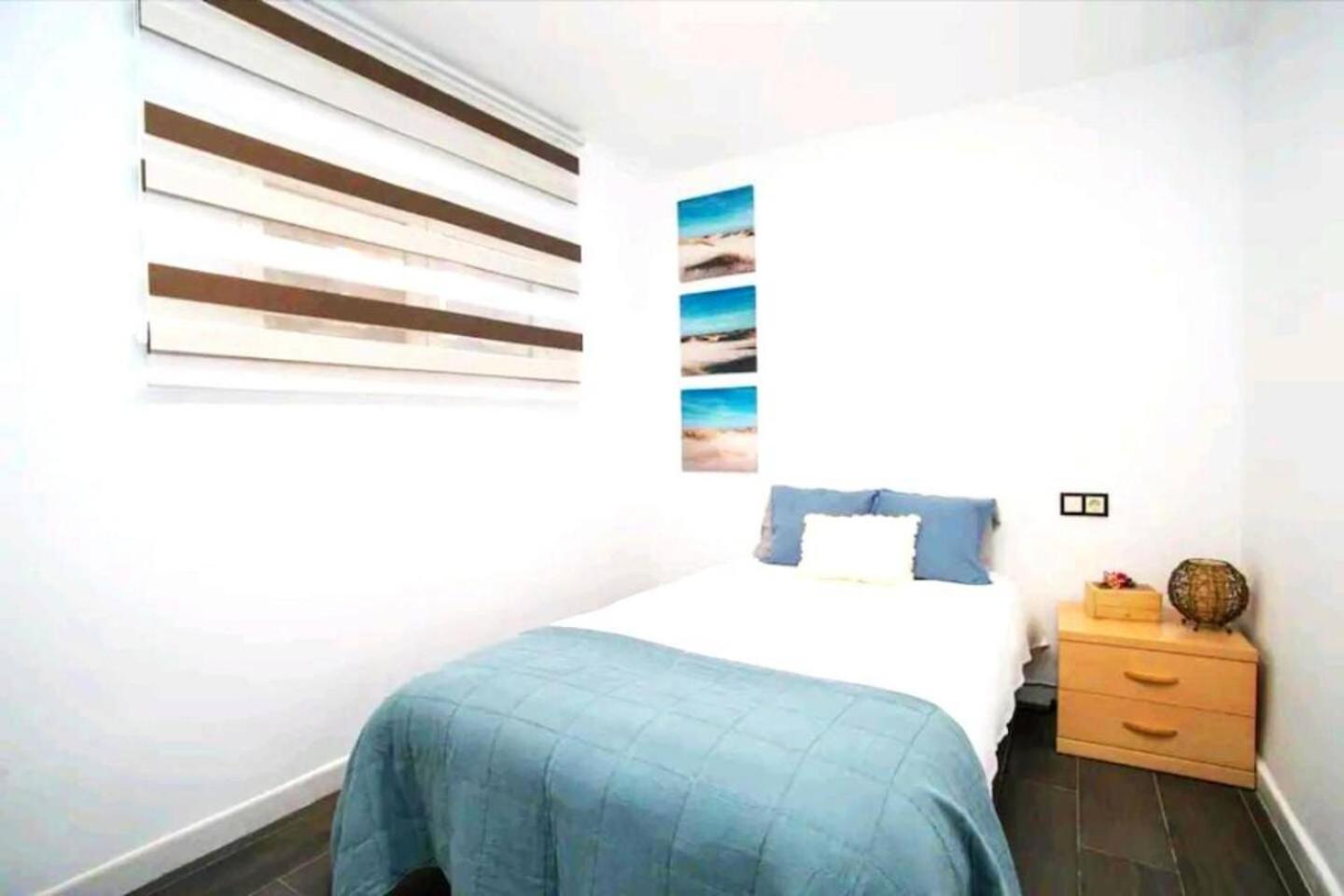 Stylish & Fully Furnished 3 Bedrooms Flat -4 Min Walk To Beautiful Beach Alicante Eksteriør bilde